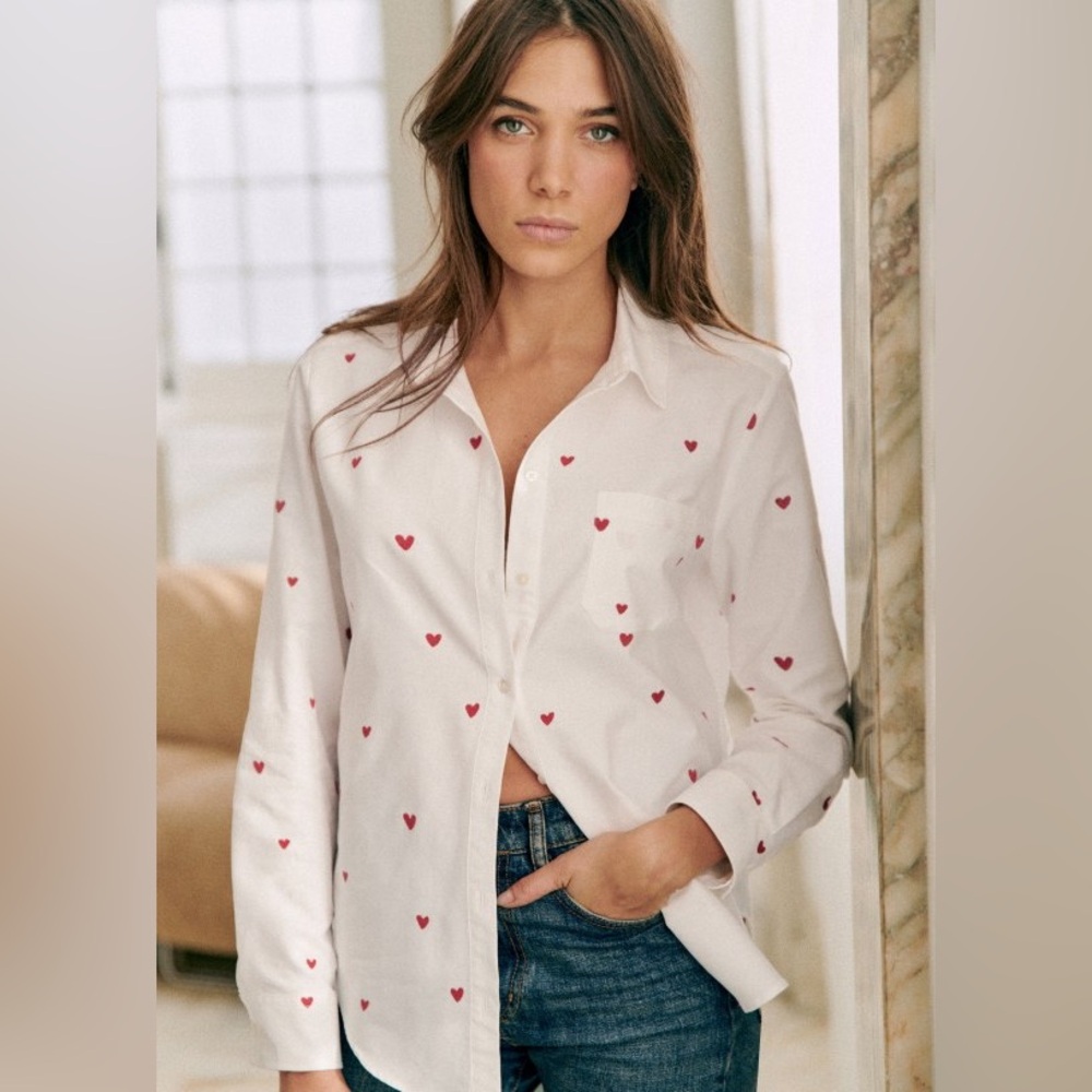 SEZANE TOMBOY SHIRT RED EMBROIDERED HEARTS
